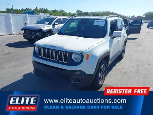 Used 2015 Jeep Renegade Latitude image 4
