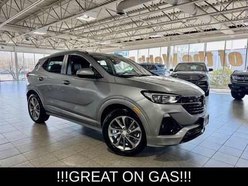 Used 2023 Buick Encore GX Select w/ Sport Touring Package image 2