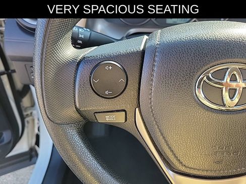 Used 2016 Toyota RAV4 LE FWD image 20