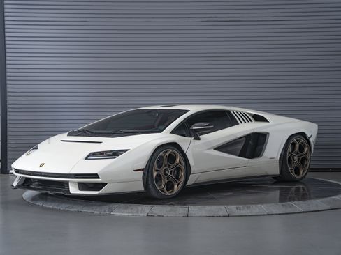 Used 2022 Lamborghini Aventador Countach AWD/4WD image 1