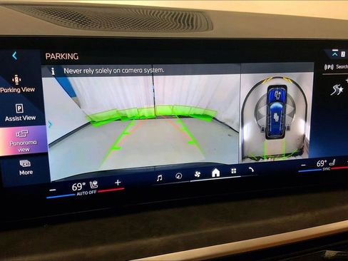 Certified 2026 BMW X7 xDrive40i AWD/4WD image 17