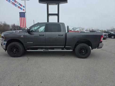 Used 2022 RAM 2500 Big Horn w/ Level A Equipment Group image 9