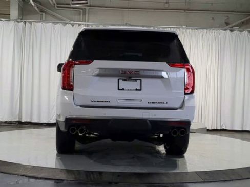 Used 2023 GMC Yukon Denali image 7