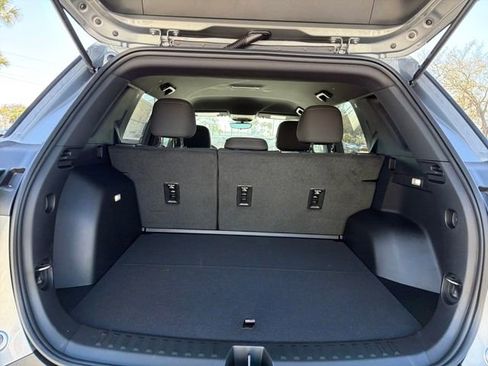 New 2026 Chevrolet Equinox LT w/ Safety and Technology Package FWD image 11