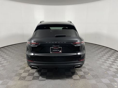 Certified 2023 Porsche Cayenne image 6