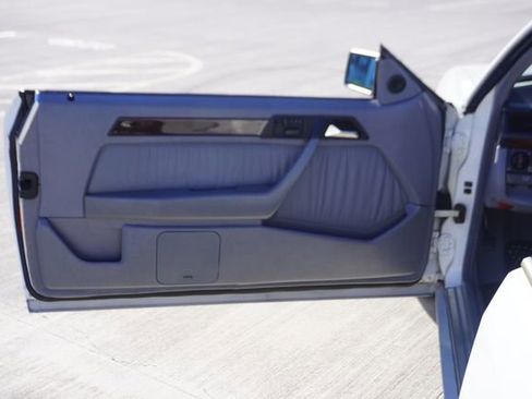 Used 1995 Mercedes-Benz E 320 Convertible image 15