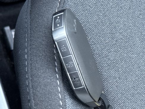 Certified 2025 Kia K4 LX image 27