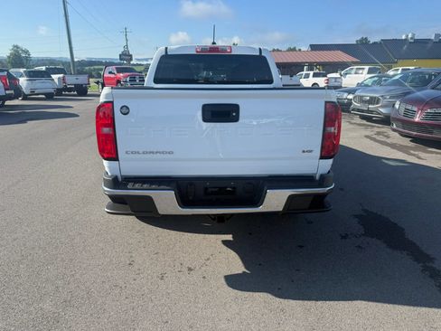 Used 2022 Chevrolet Colorado W/T w/ WT Convenience Package AWD/4WD image 5