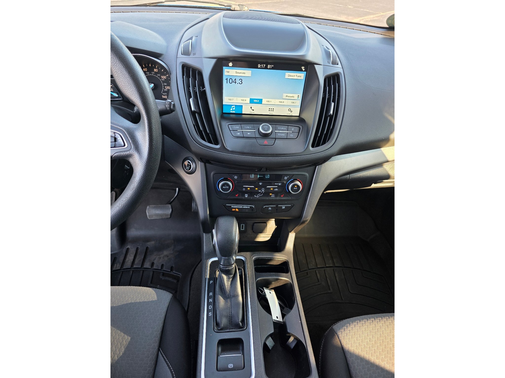 Used 2019 Ford Escape SE FWD image 23