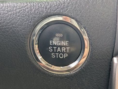 Used 2017 Toyota 4Runner Limited image 28