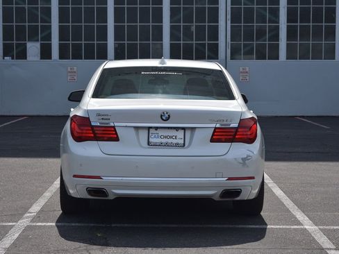 Used 2013 BMW 740Li w/ Executive Pkg image 4