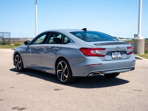 Used 2022 Honda Accord Sport image 5