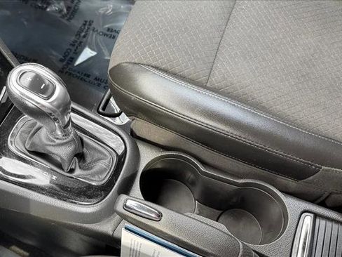 Used 2018 Buick Encore Preferred AWD/4WD image 17