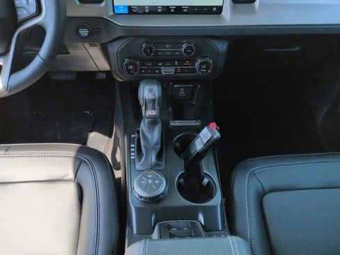 New 2026 Ford Bronco Outer Banks AWD/4WD image 18