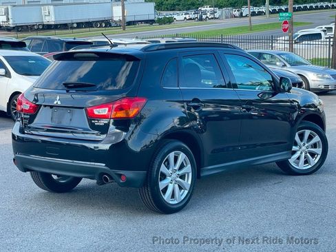 Used 2014 Mitsubishi Outlander Sport SE AWD/4WD image 29