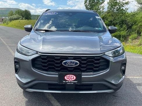 Used 2025 Ford Escape ST-Line Select AWD/4WD image 30