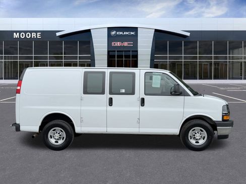 Used 2024 Chevrolet Express 2500 w/ Driver Convenience Package image 3