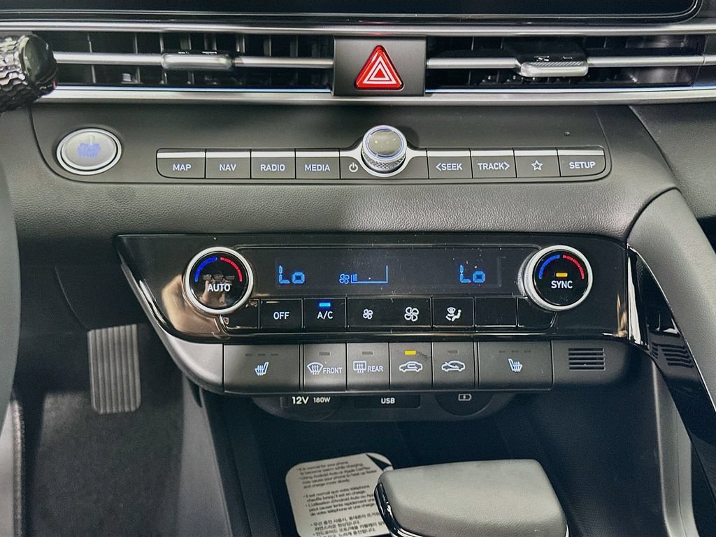New 2026 Hyundai Elantra Limited FWD image 14