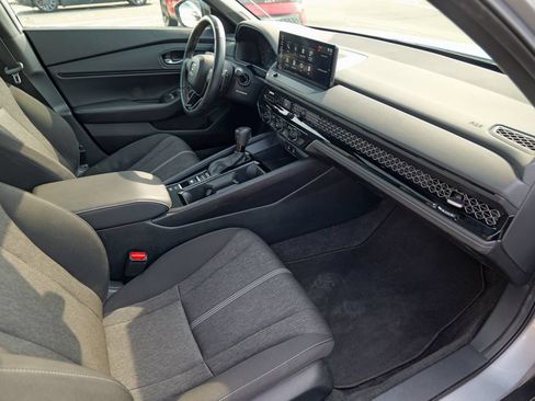 Used 2023 Honda Accord Sport image 34