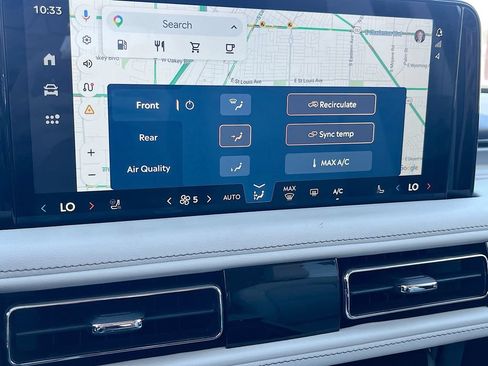 Used 2025 Lincoln Aviator 2WD image 16