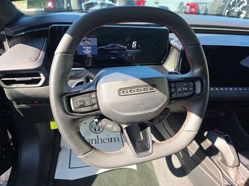 Used 2024 Dodge Charger Daytona Scat Pack w/ Plus Group AWD/4WD image 3