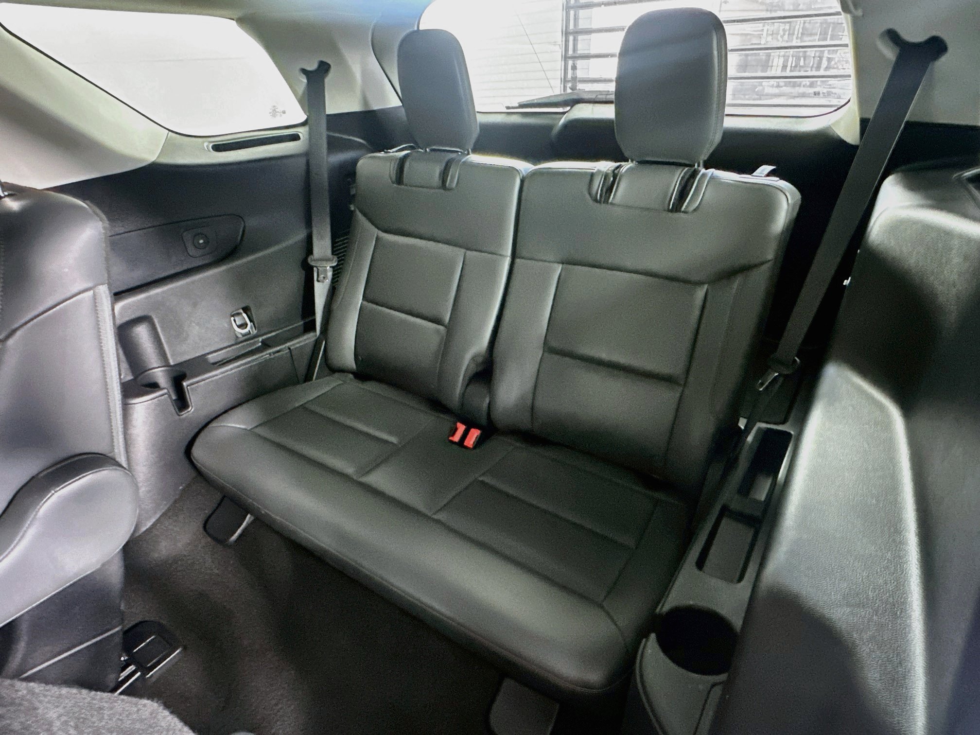 Used 2025 Ford Explorer Active w/ Active Comfort Package RWD image 30
