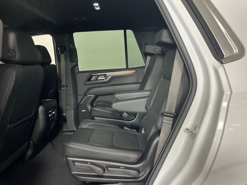 Used 2025 GMC Yukon Denali image 26