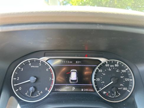 Used 2023 Nissan Rogue SV AWD/4WD image 15