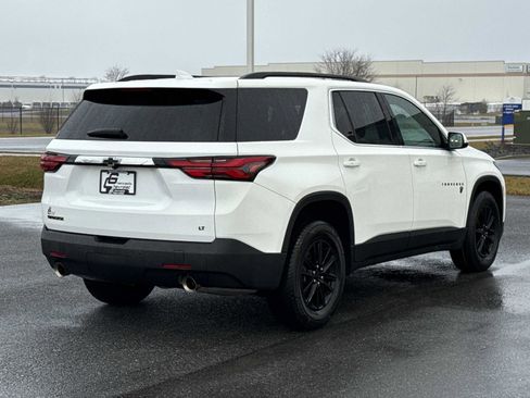 Used 2023 Chevrolet Traverse LT image 24