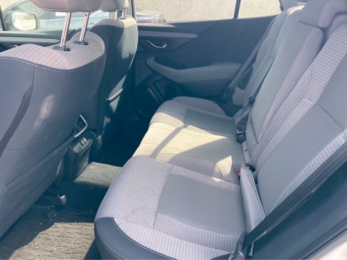 Used 2025 Subaru Outback Premium AWD/4WD image 4