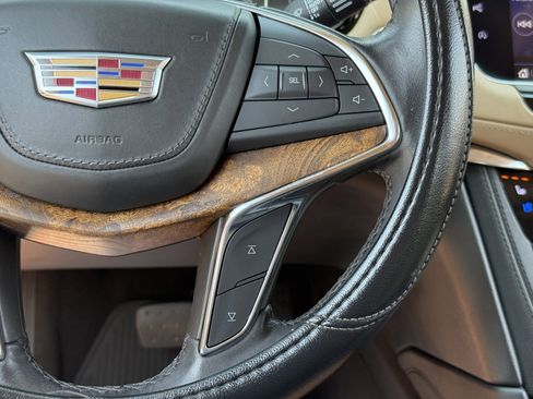 Used 2020 Cadillac XT5 Premium Luxury w/ Platinum Package image 25