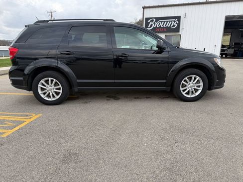 Used 2015 Dodge Journey SXT w/ Flexible Seating Group FWD image 4