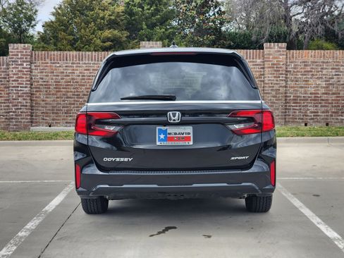 Certified 2025 Honda Odyssey Sport-L image 7