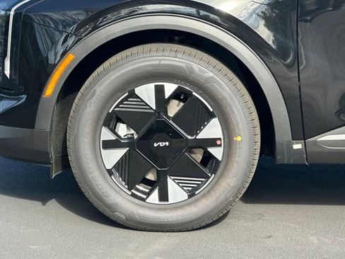 New 2026 Kia Sportage LX image 34