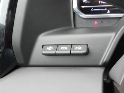 Used 2024 GMC Sierra 1500 Denali image 31