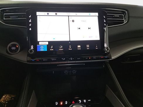 New 2026 Jeep Grand Wagoneer Limited image 21