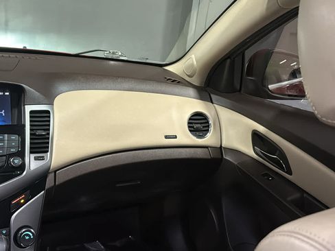 Used 2013 Chevrolet Cruze LTZ w/ Enhanced Safety Package FWD image 27