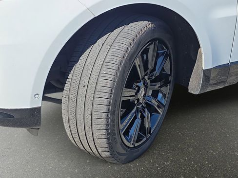 Used 2022 Land Rover Range Rover Sport HSE Silver Edition image 37