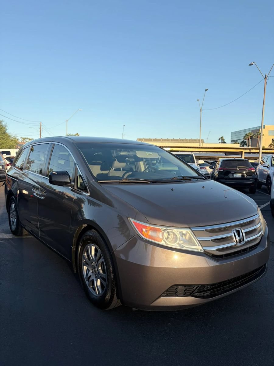 Used 2013 Honda Odyssey EX image 2