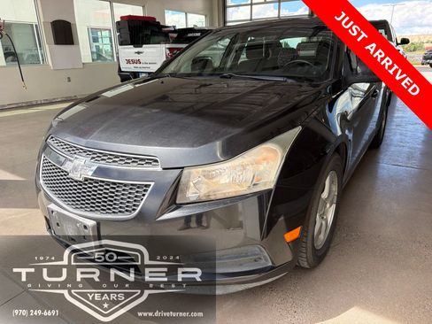Used 2014 Chevrolet Cruze LT FWD image 4
