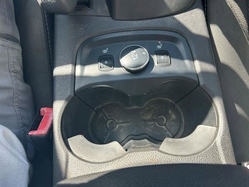 Used 2013 Ford Focus SE w/ SE Winter Pkg FWD image 26