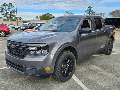 Used 2023 Ford Maverick XLT w/ Equipment Group 300A Standard image 4