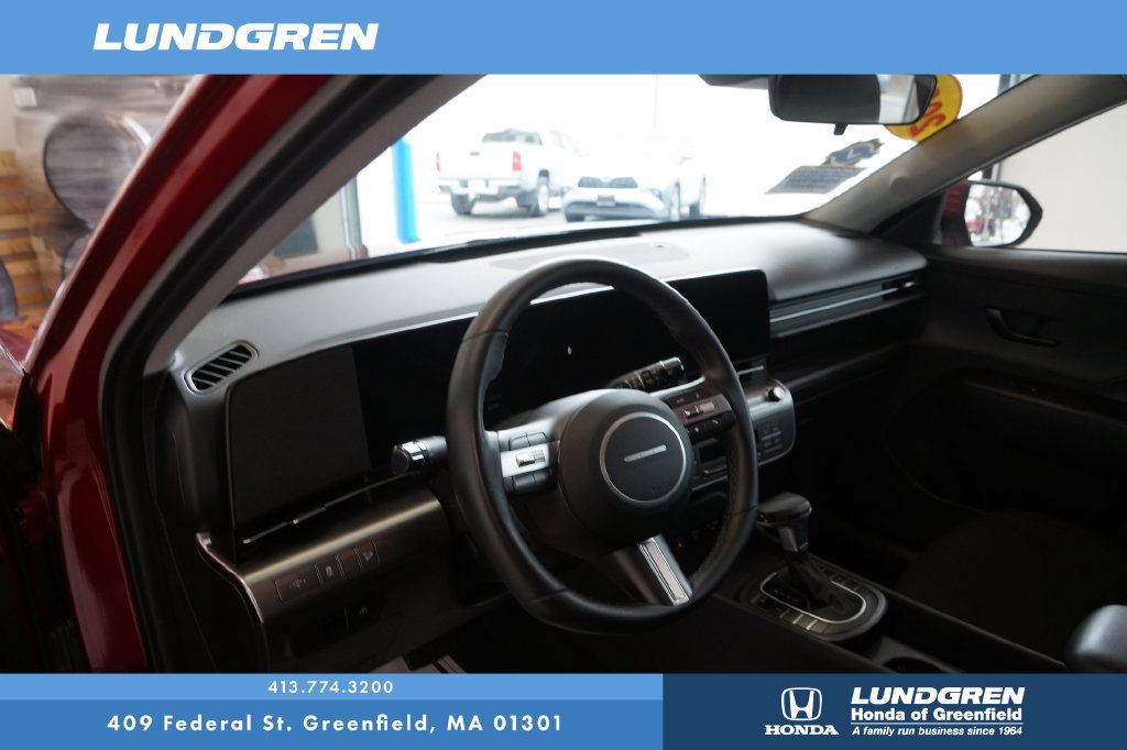 Used 2025 Hyundai Kona SEL AWD/4WD image 12