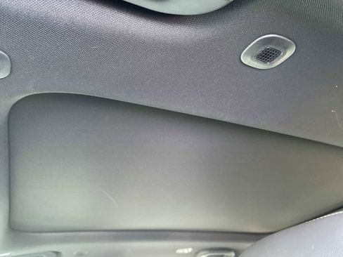 Used 2024 Jeep Grand Cherokee Limited w/ Luxury Tech Group II image 16