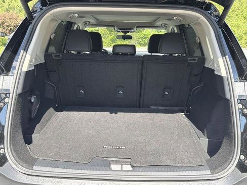 Certified 2023 Nissan Rogue SV w/ SV Premium B Package FWD image 26
