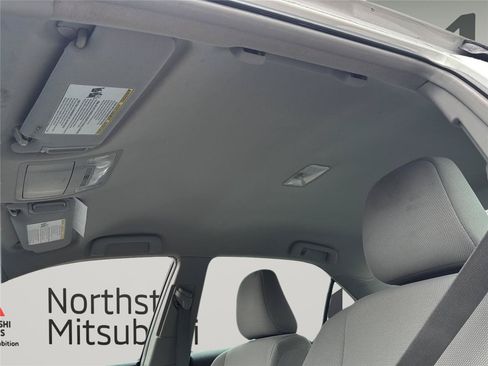 Used 2012 Toyota Camry LE FWD image 20