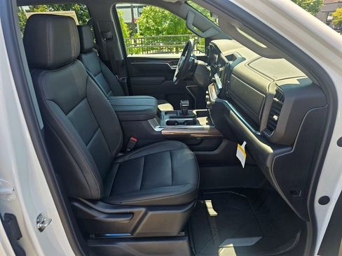 New 2026 Chevrolet Silverado 1500 LT w/ All Star Edition Plus AWD/4WD image 11