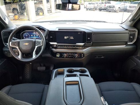 Used 2023 Chevrolet Silverado 1500 LT RWD image 12
