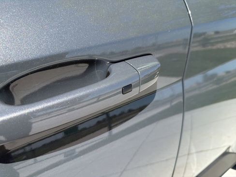 New 2026 Hyundai Venue SEL FWD image 10