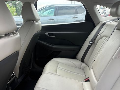 Used 2020 Hyundai Sonata SEL w/ Premium + Sunroof Package FWD image 25